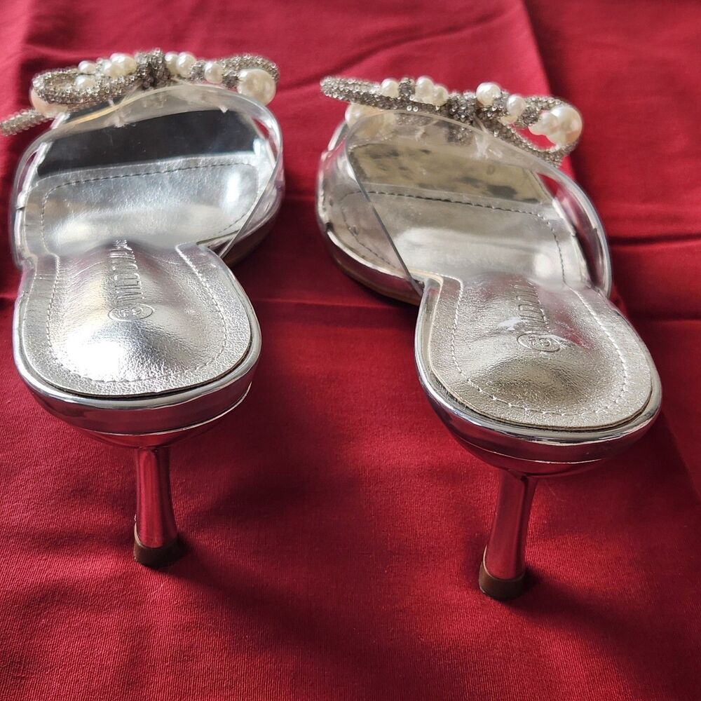 Wild Diva Silver/Clear PVC Kitten Heels Size 6.5 - Picture 6 of 7